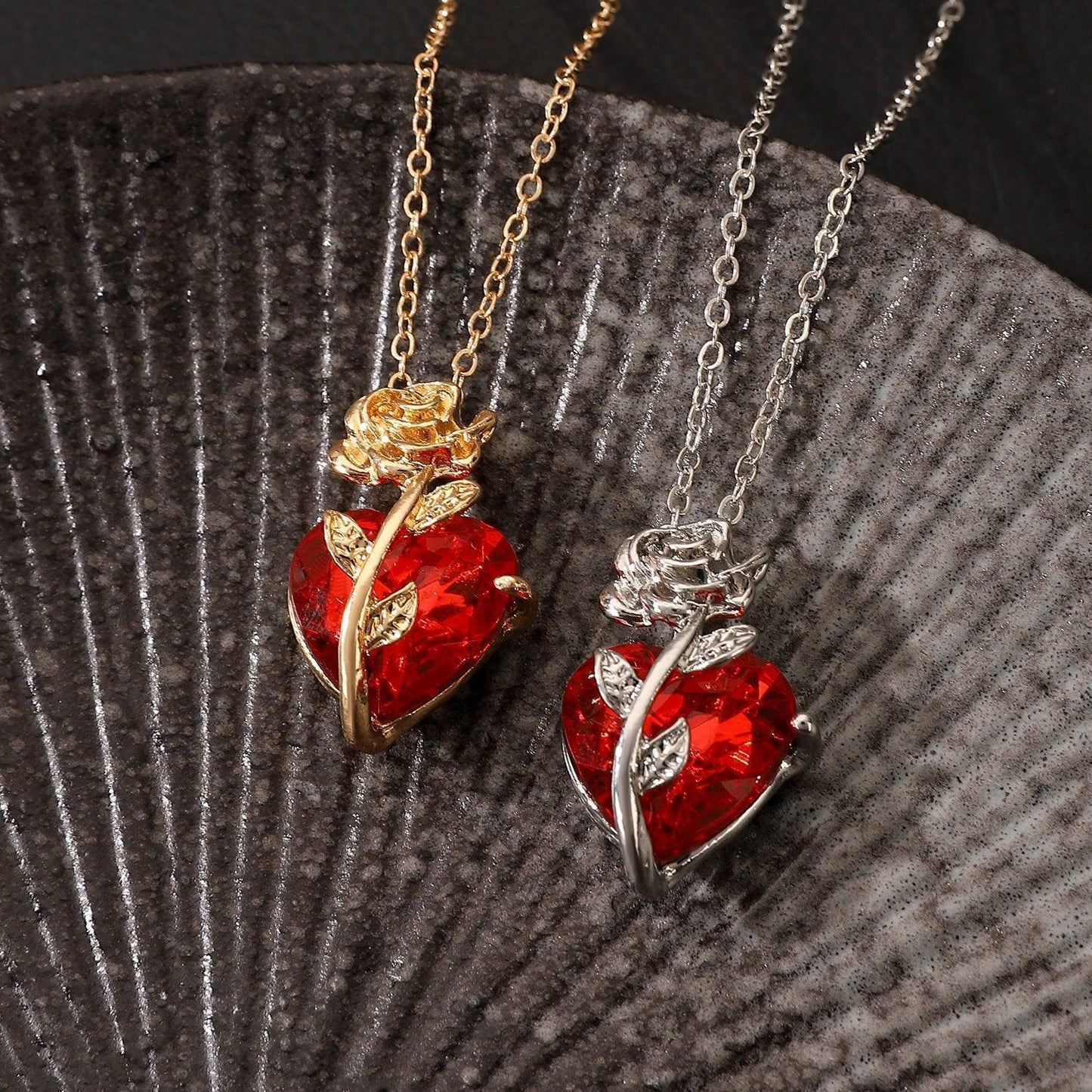 Punk Rose Love Necklace – Bold Heart Pendant for Romantic & Edgy Style - Efrosiny