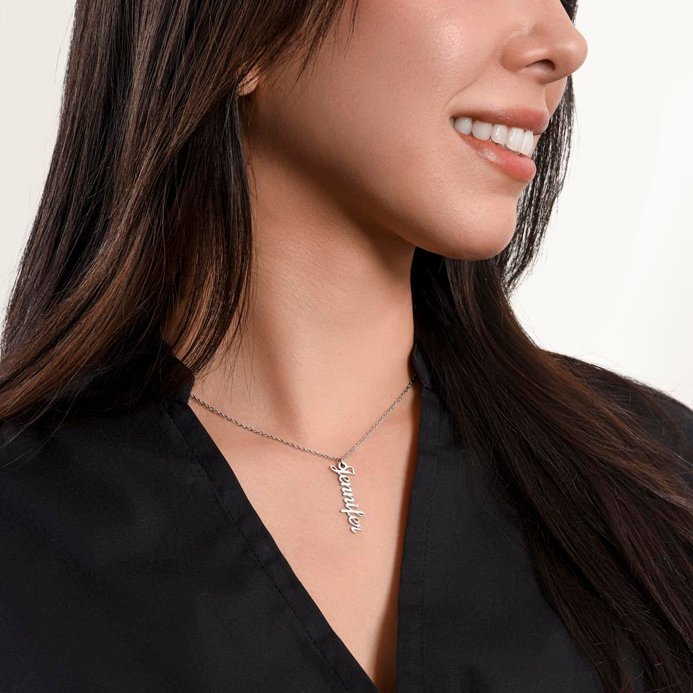 Custom Vertical Name Necklace – A Stylish Personalized Jewelry Gift!