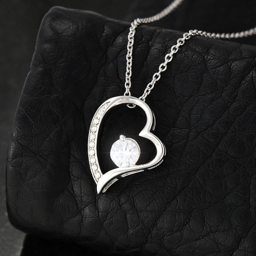Forever Love Necklace – Timeless Symbol of Eternal Bond!😍