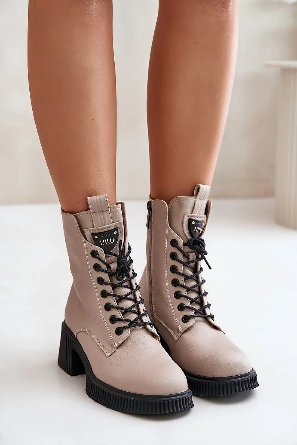Heel boots Step in style