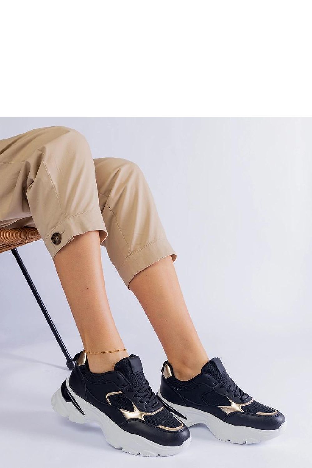 Sneakers model 207140 Solea