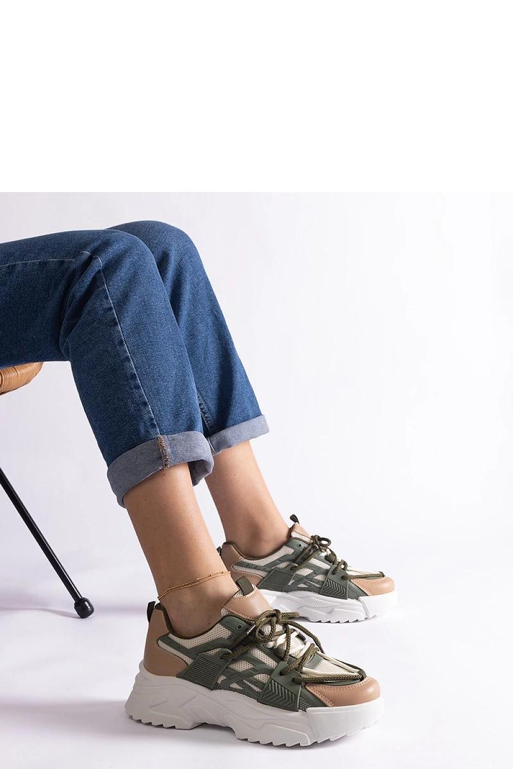 Sneakers model 207155 Solea