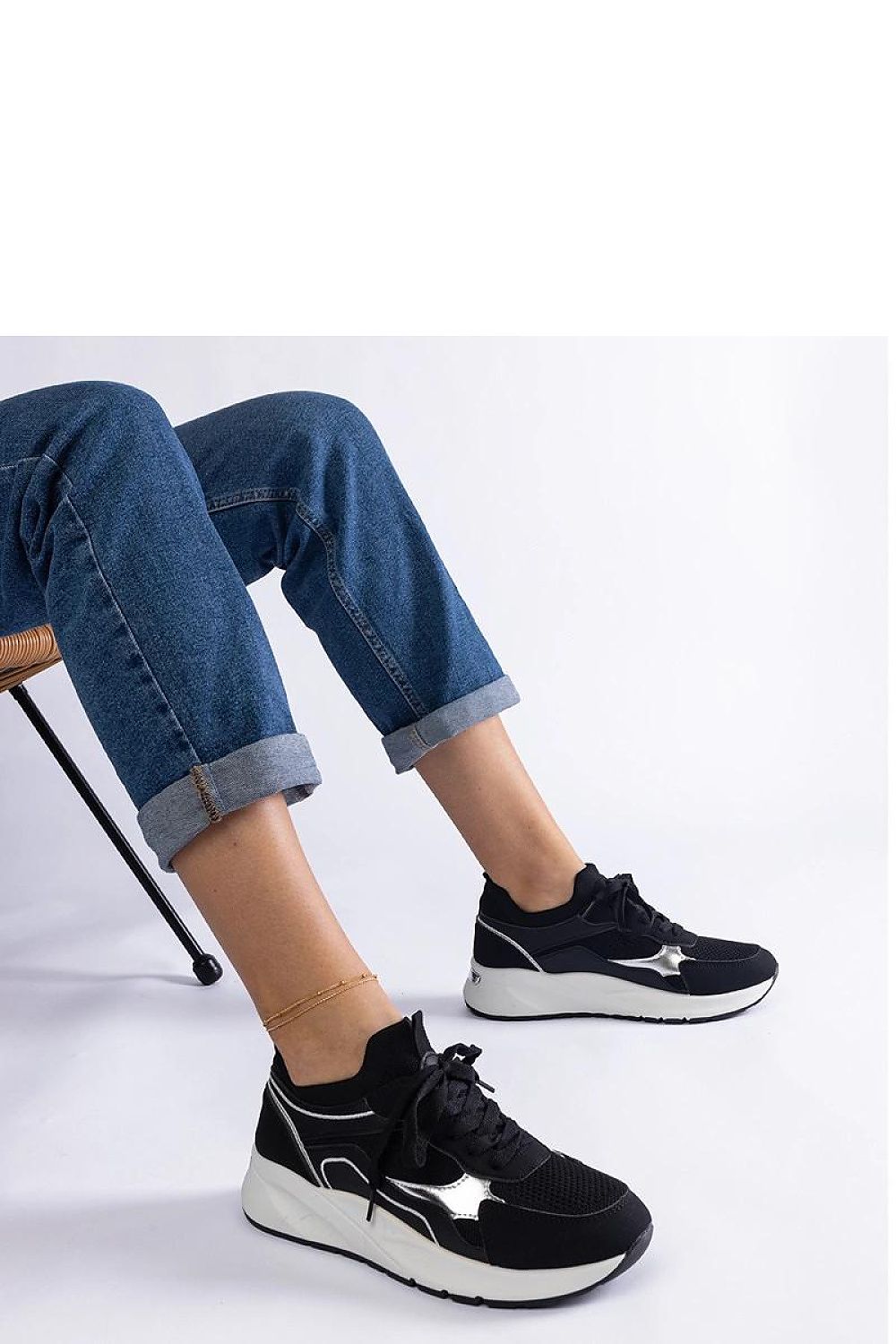 Sneakers model 207163 Solea