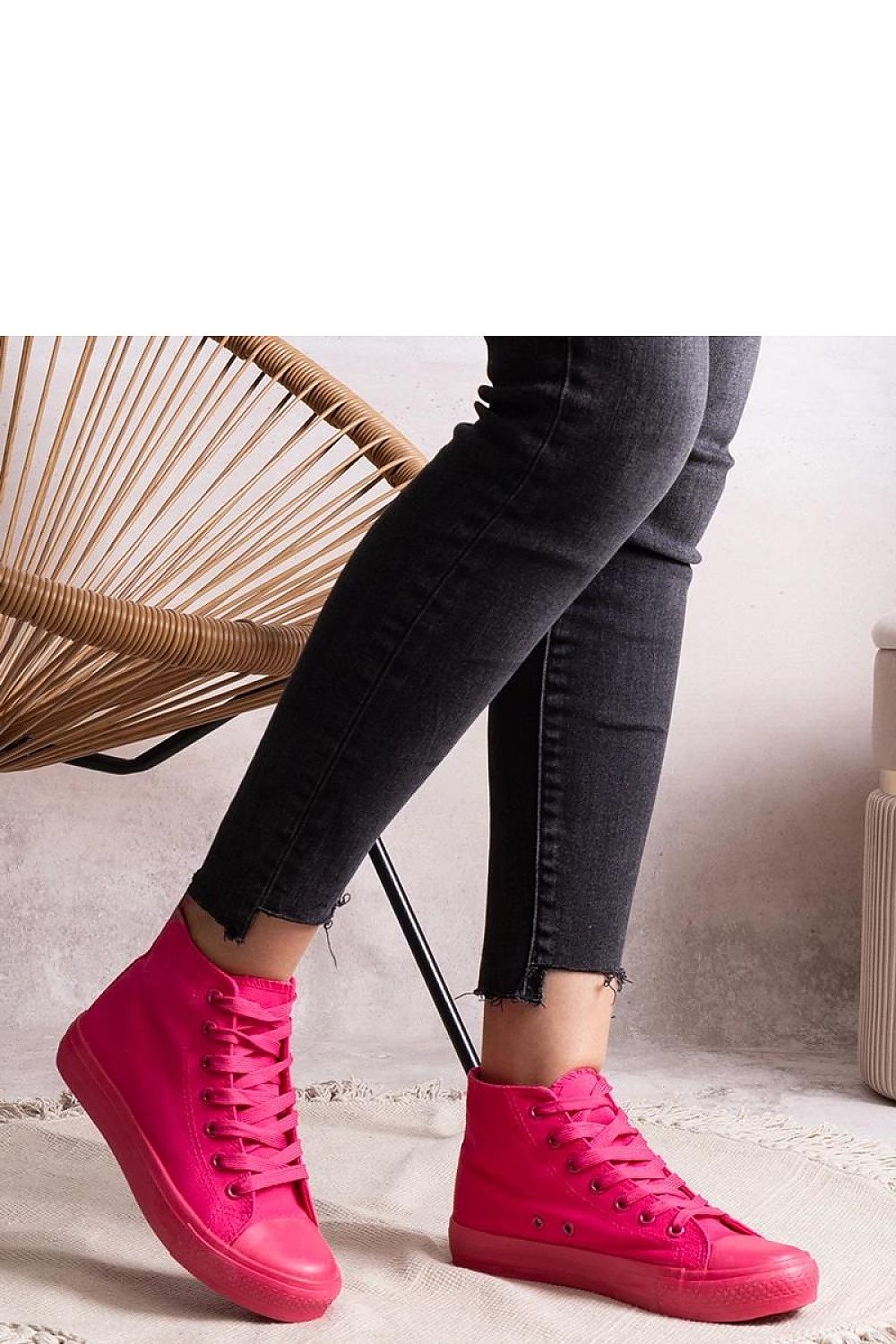 Sneakers model 207219 Solea