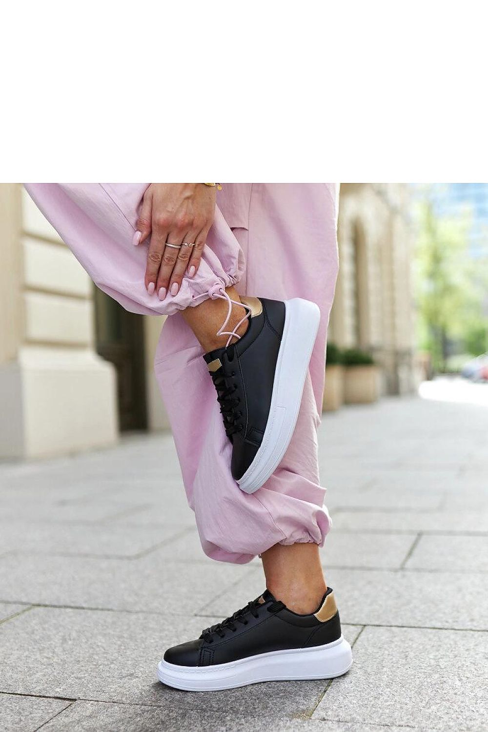 Sneakers model 207293 Solea