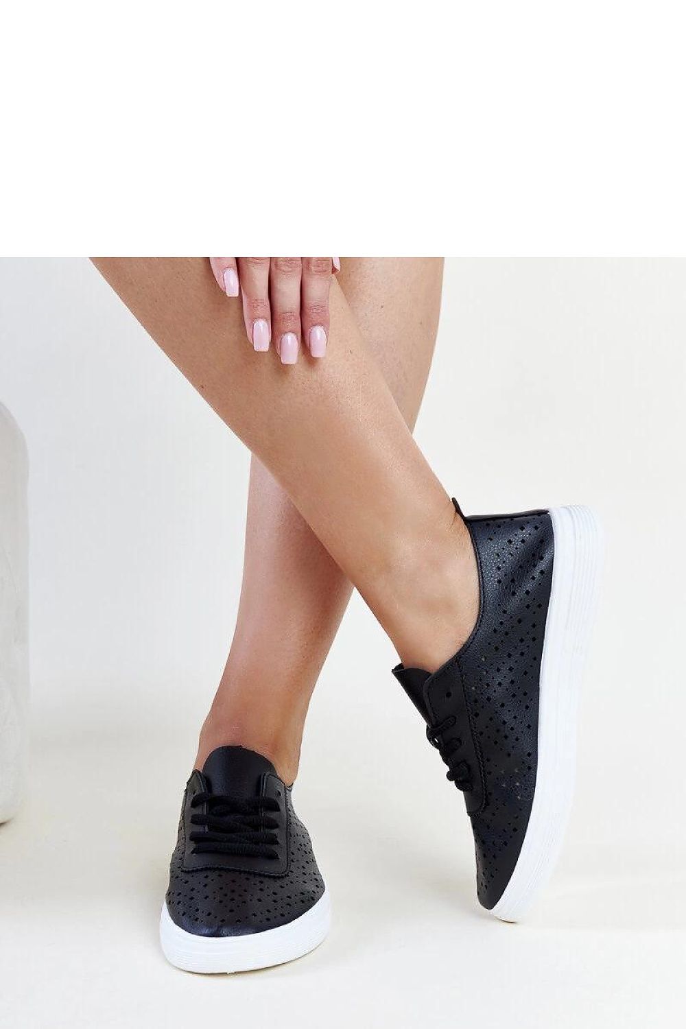 Sneakers model 207323 Solea