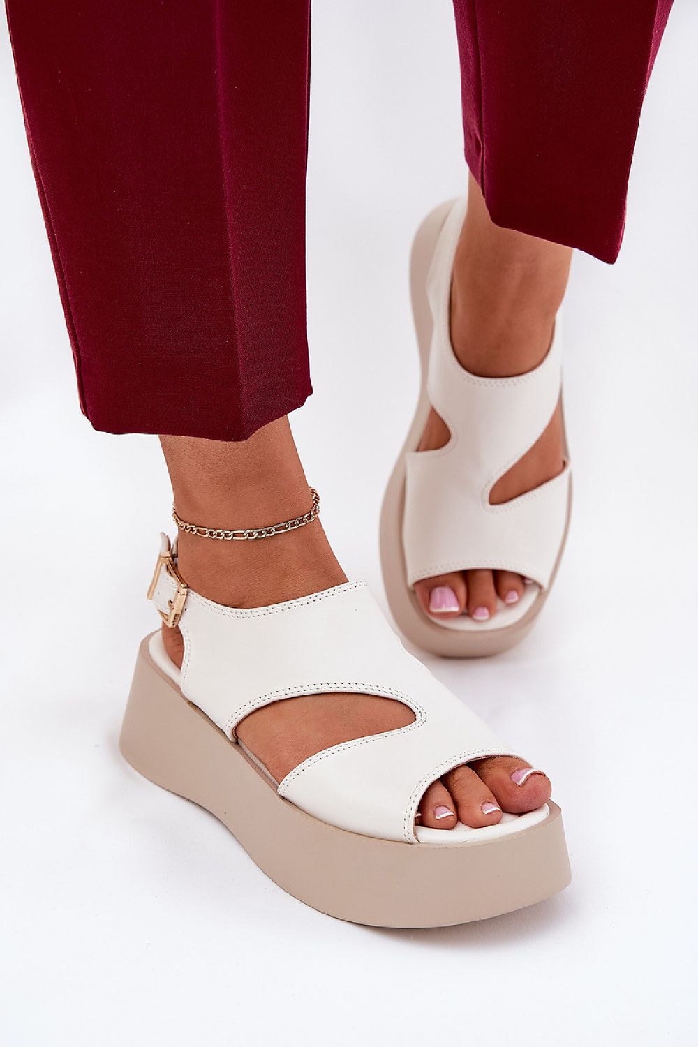 Buskin model 209900 Step in style