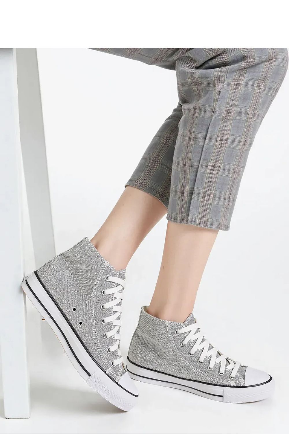 Sneakers model 210509 Inello