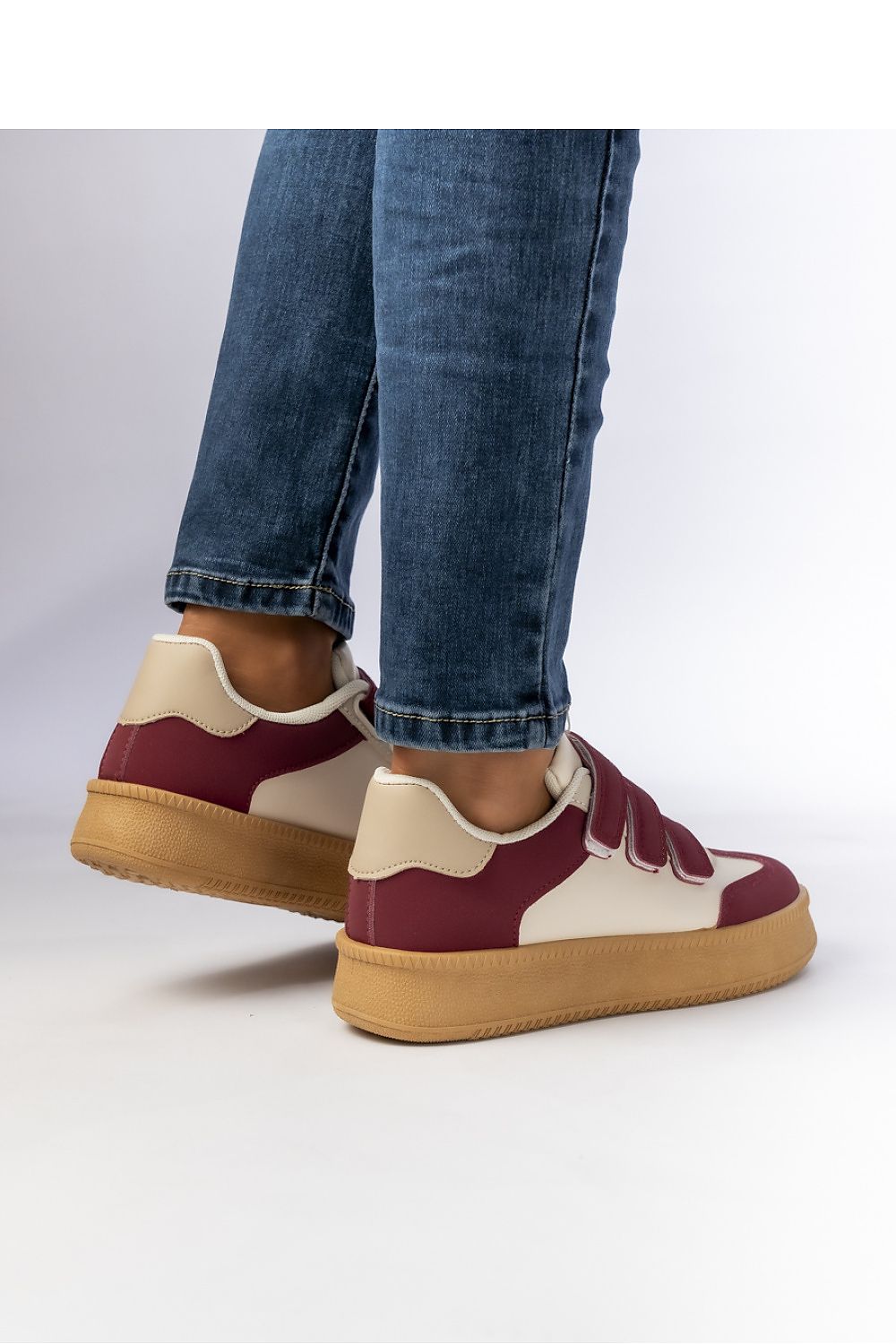 Sneakers model 210610 Inello