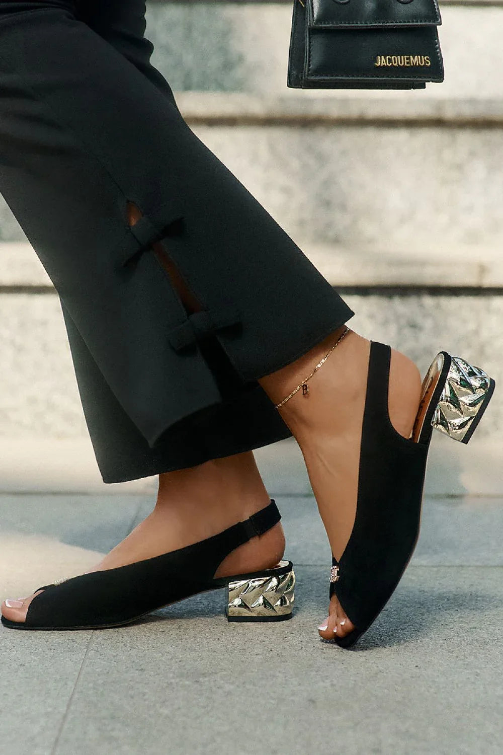 Heel sandals Step in style