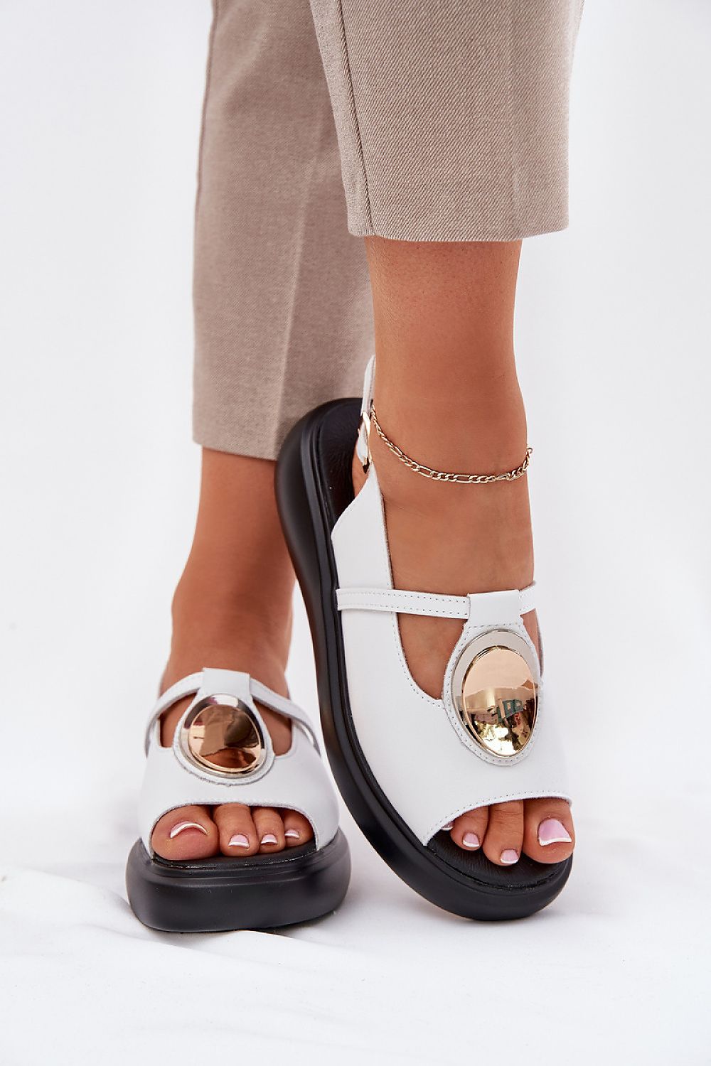 Buskin model 212713 Step in style