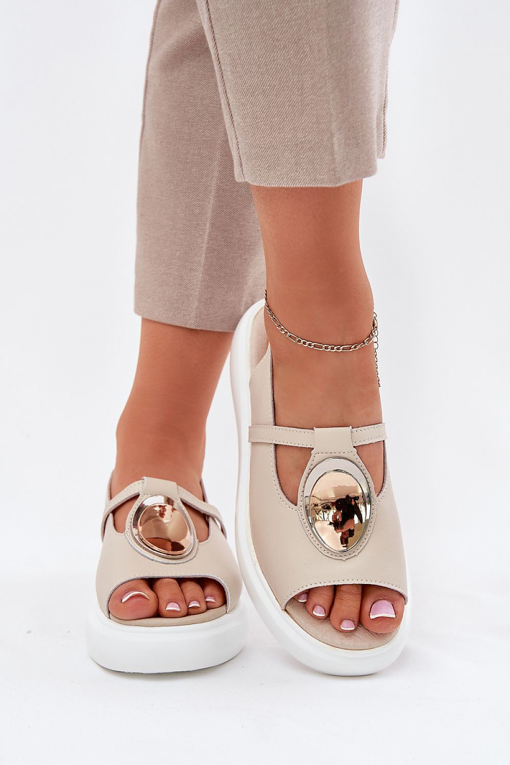 Buskin model 212714 Step in style