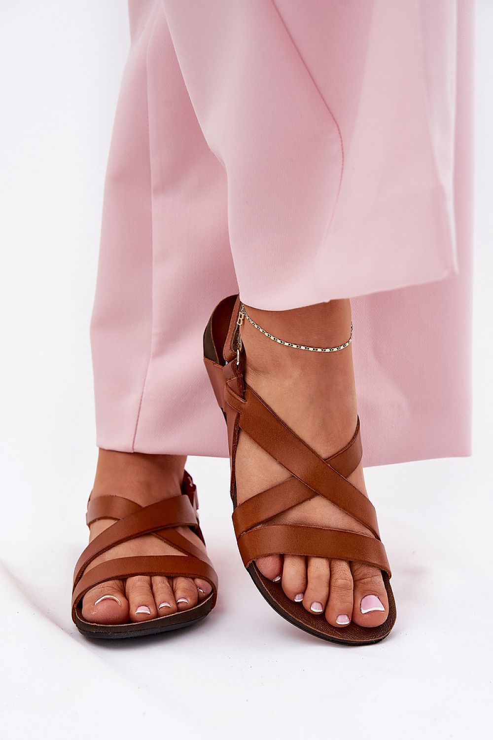 Sandals model 212914 Step in style