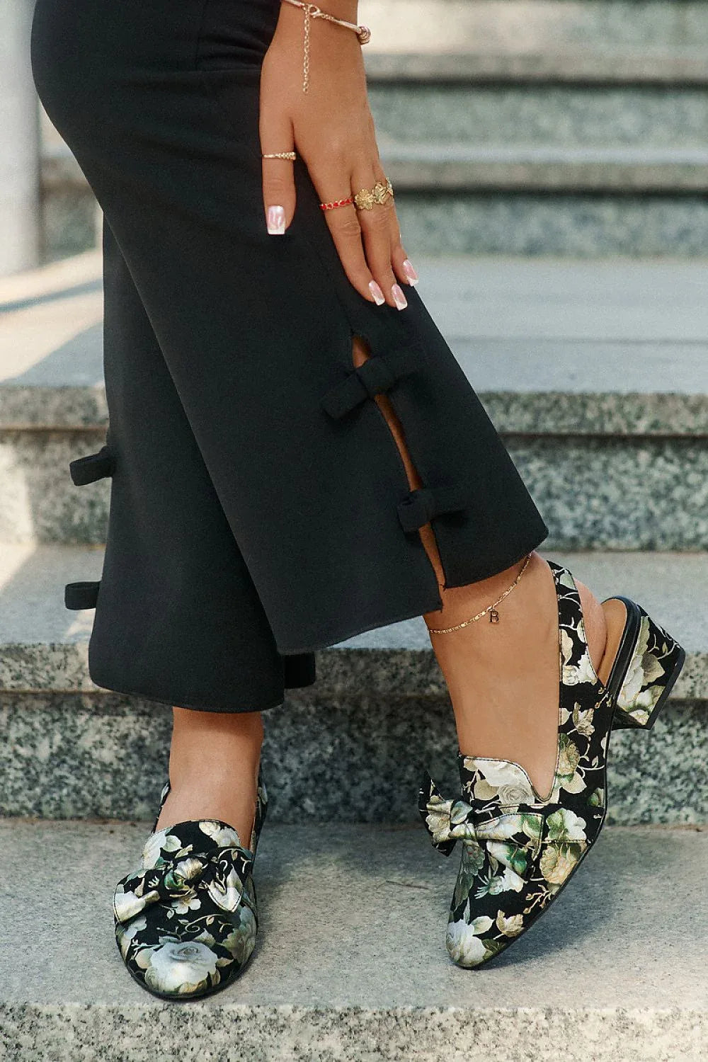 Heel pumps Step in style