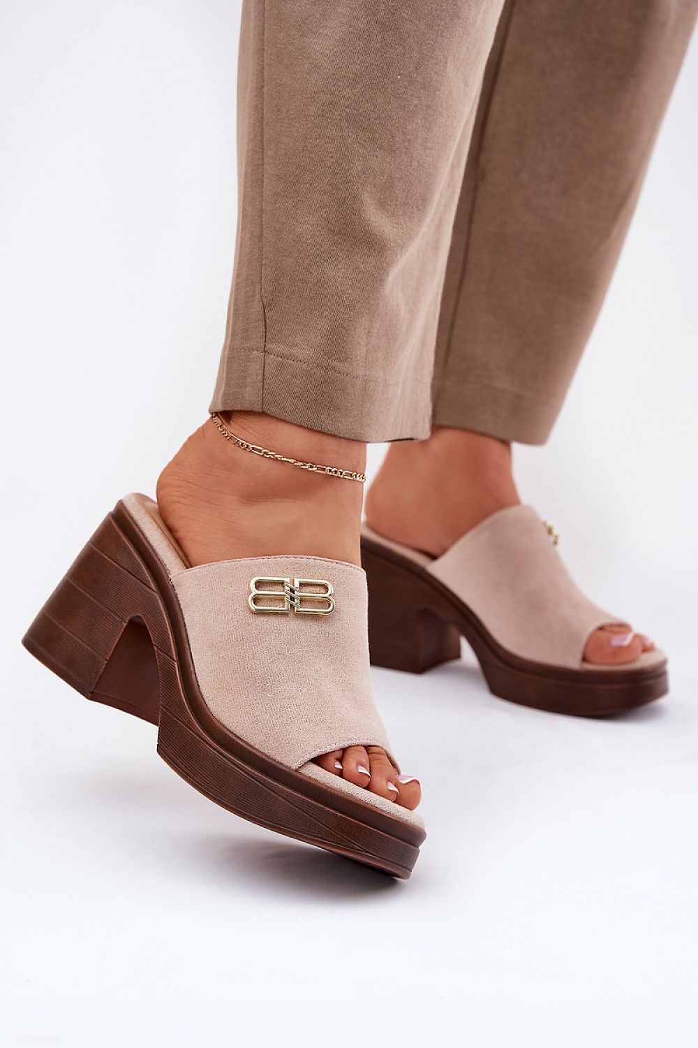 Flip-flops model 213038 Step in style