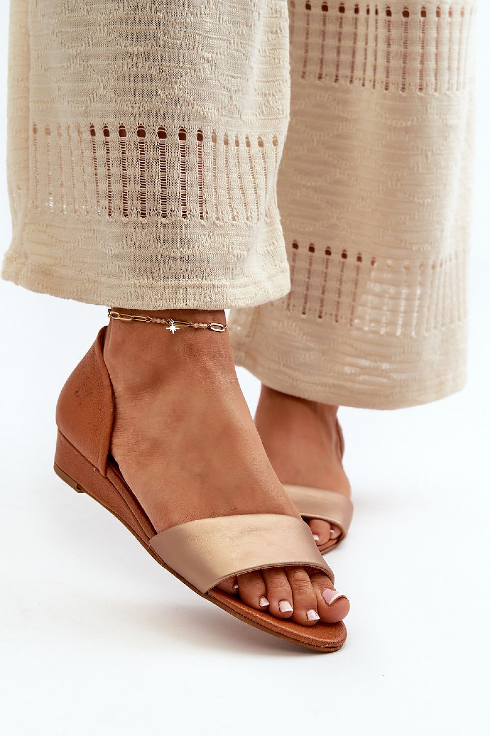 Sandals model 214702 Step in style