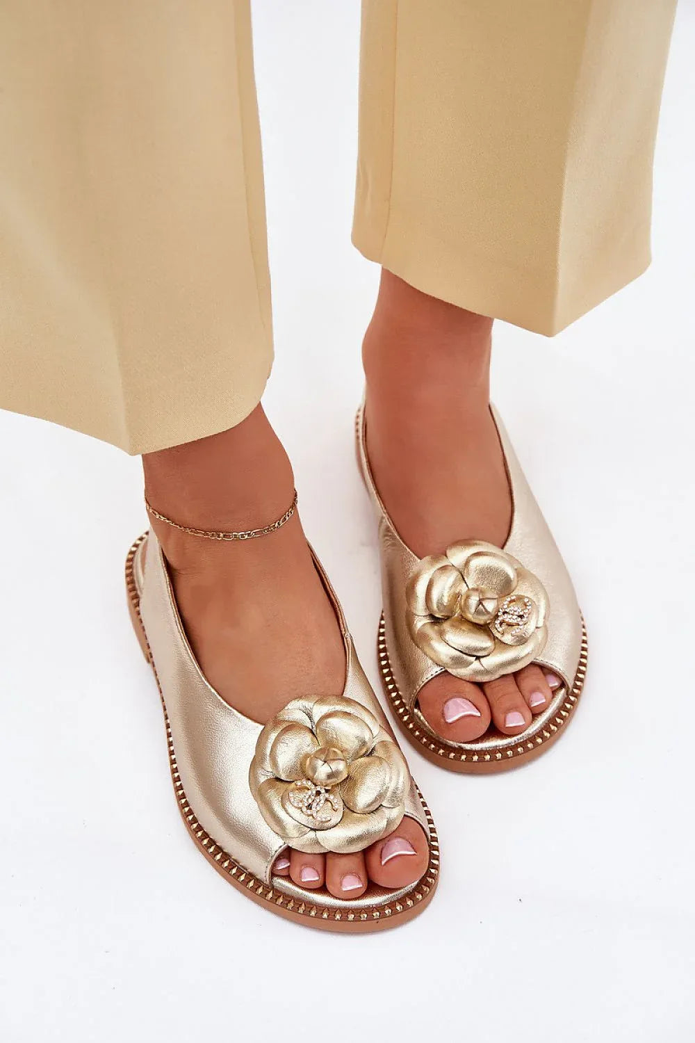 Sandals Step in style