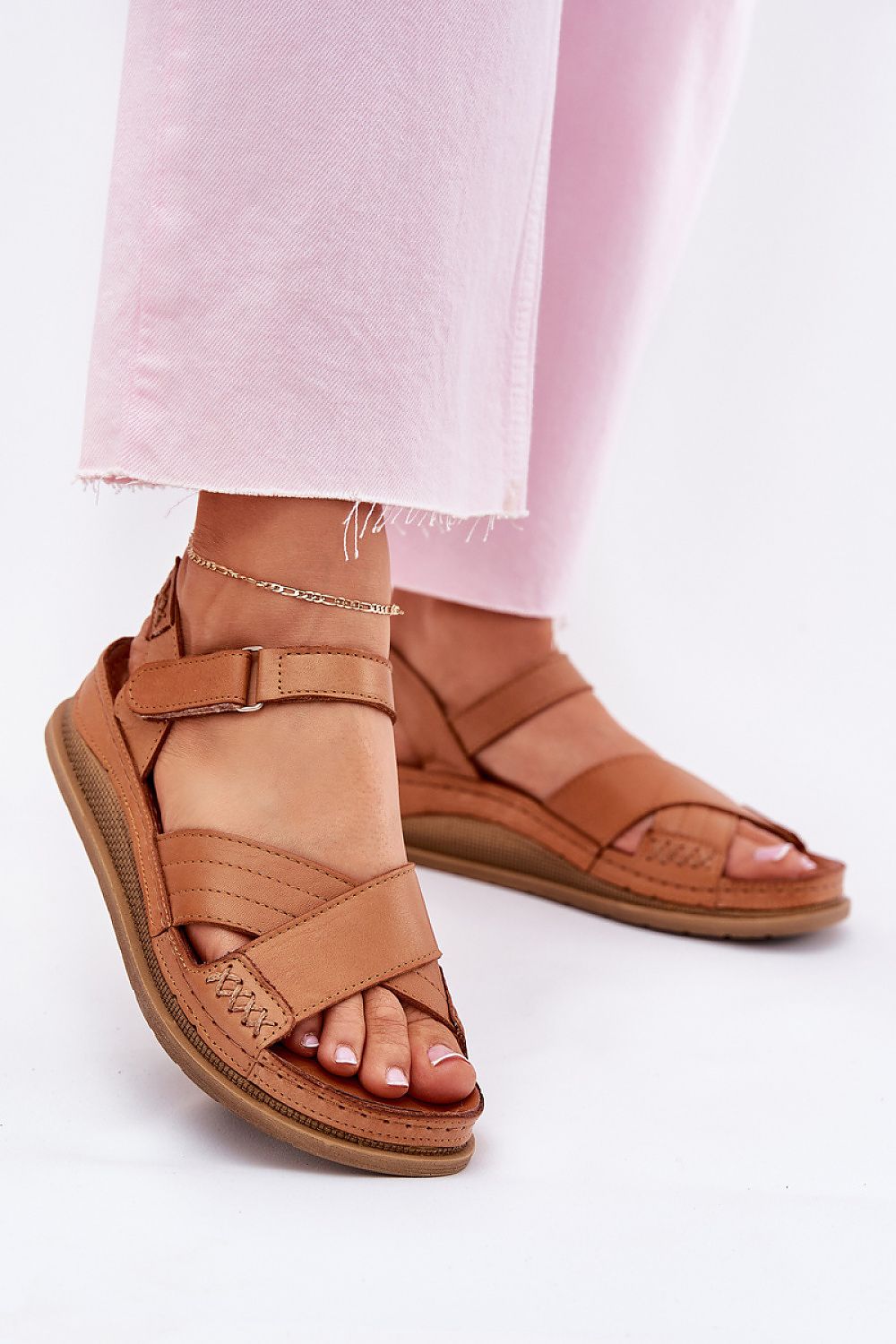 Sandals model 215022 Step in style