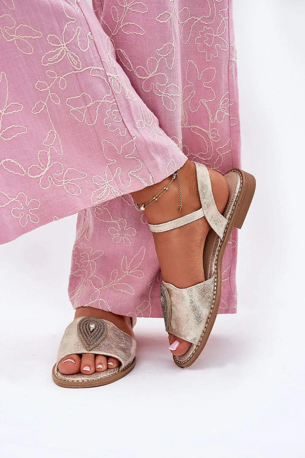 Sandals Step in style