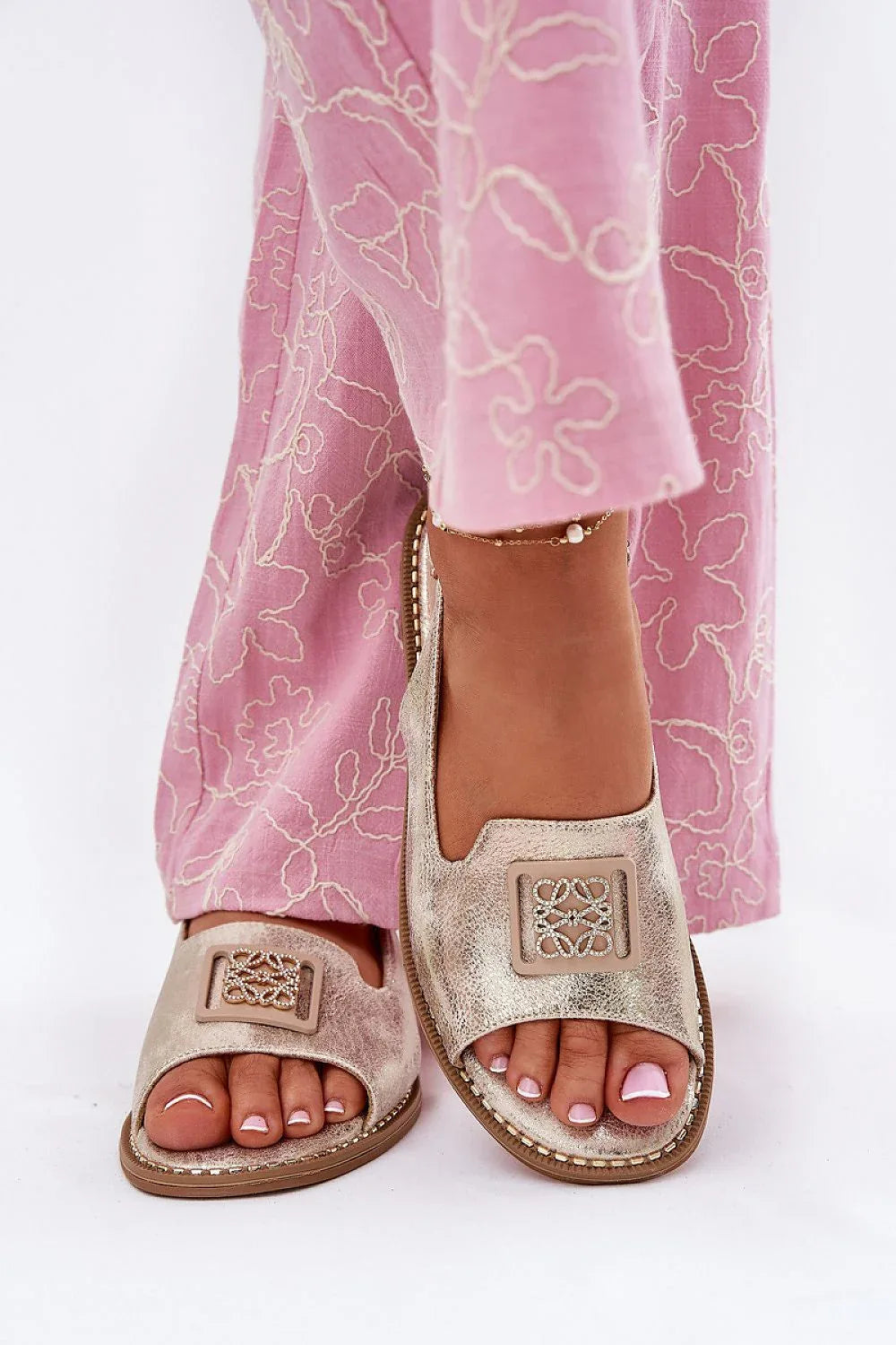 Sandals Step in style