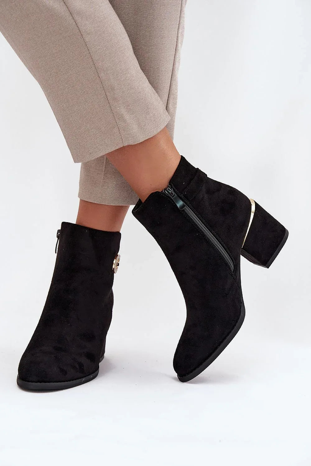 Heel boots Step in style