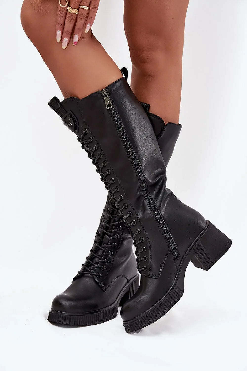 Heel boots Step in style