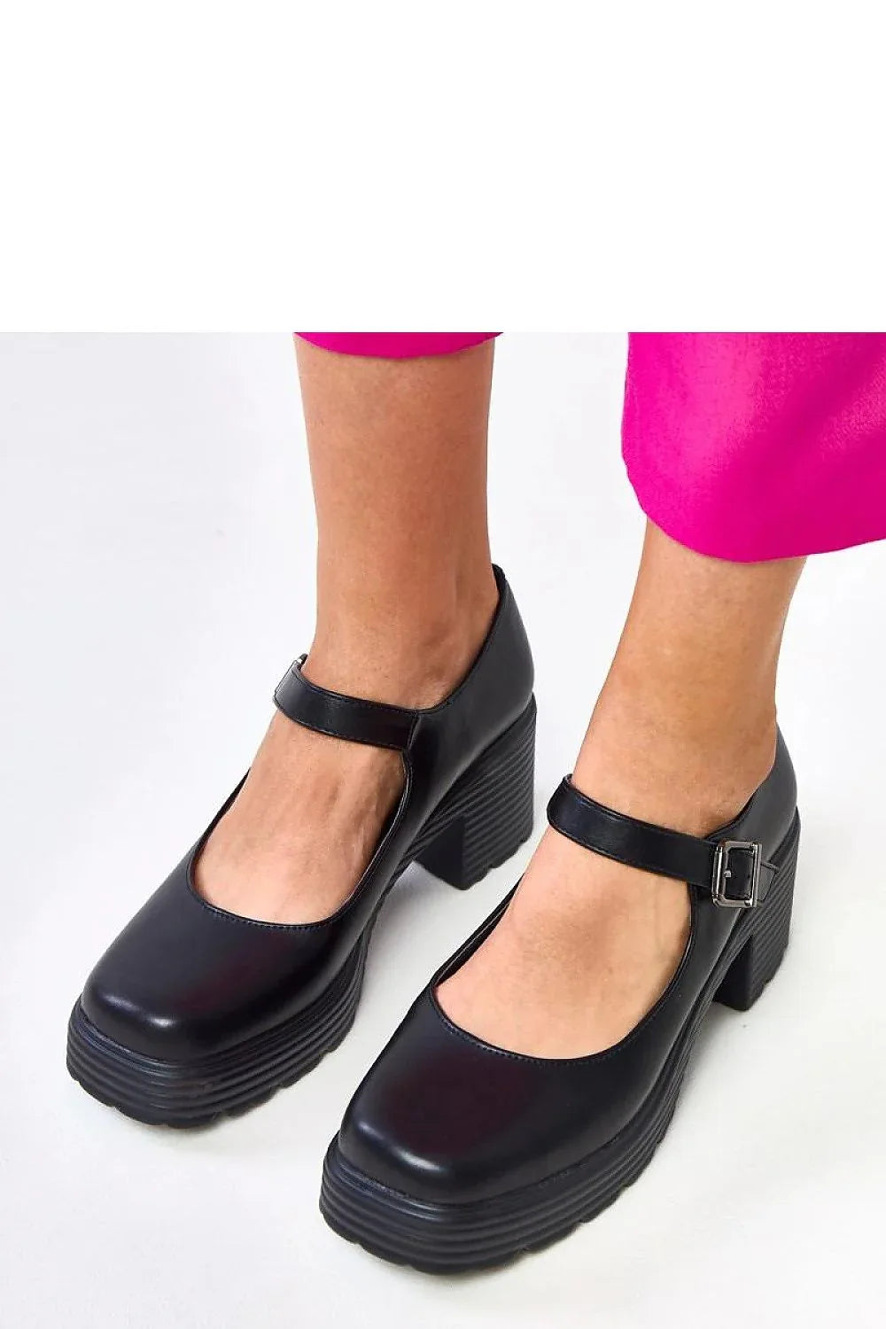 Heeled low shoes Solea