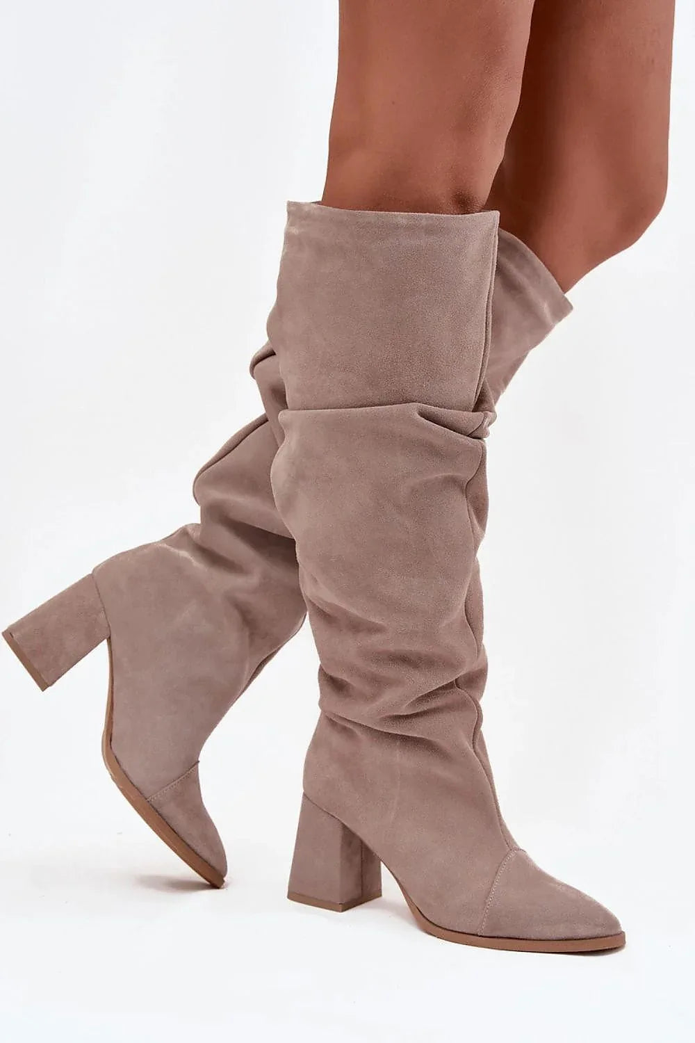 Heel boots Step in style