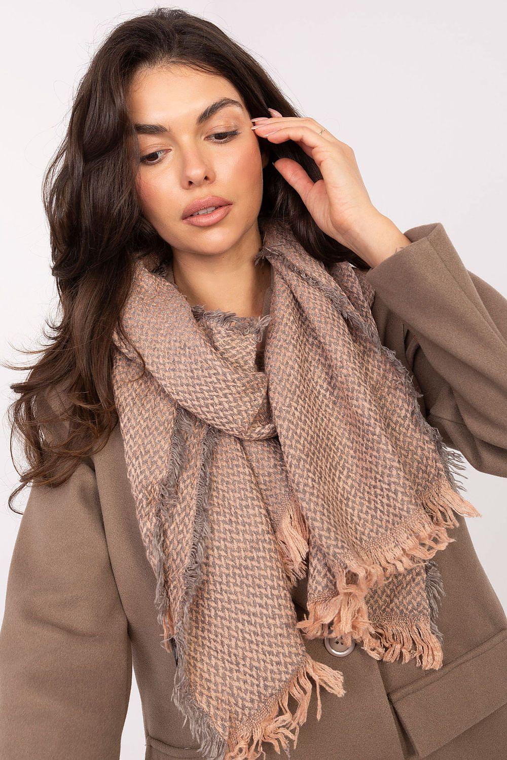 Shawl AT