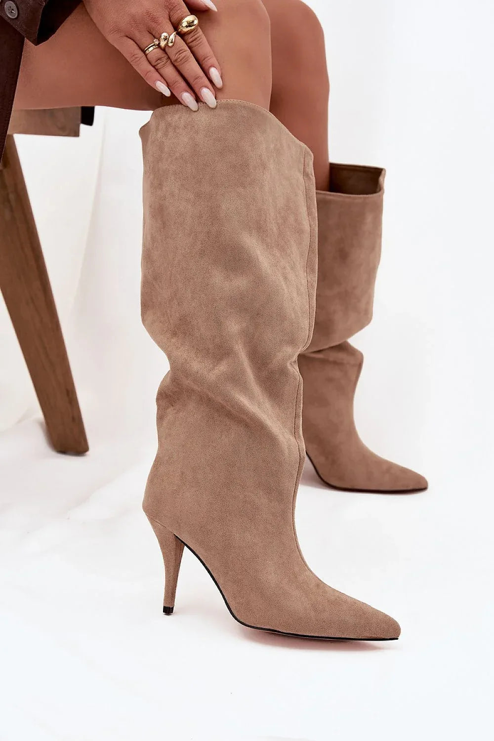 Heel boots Step in style