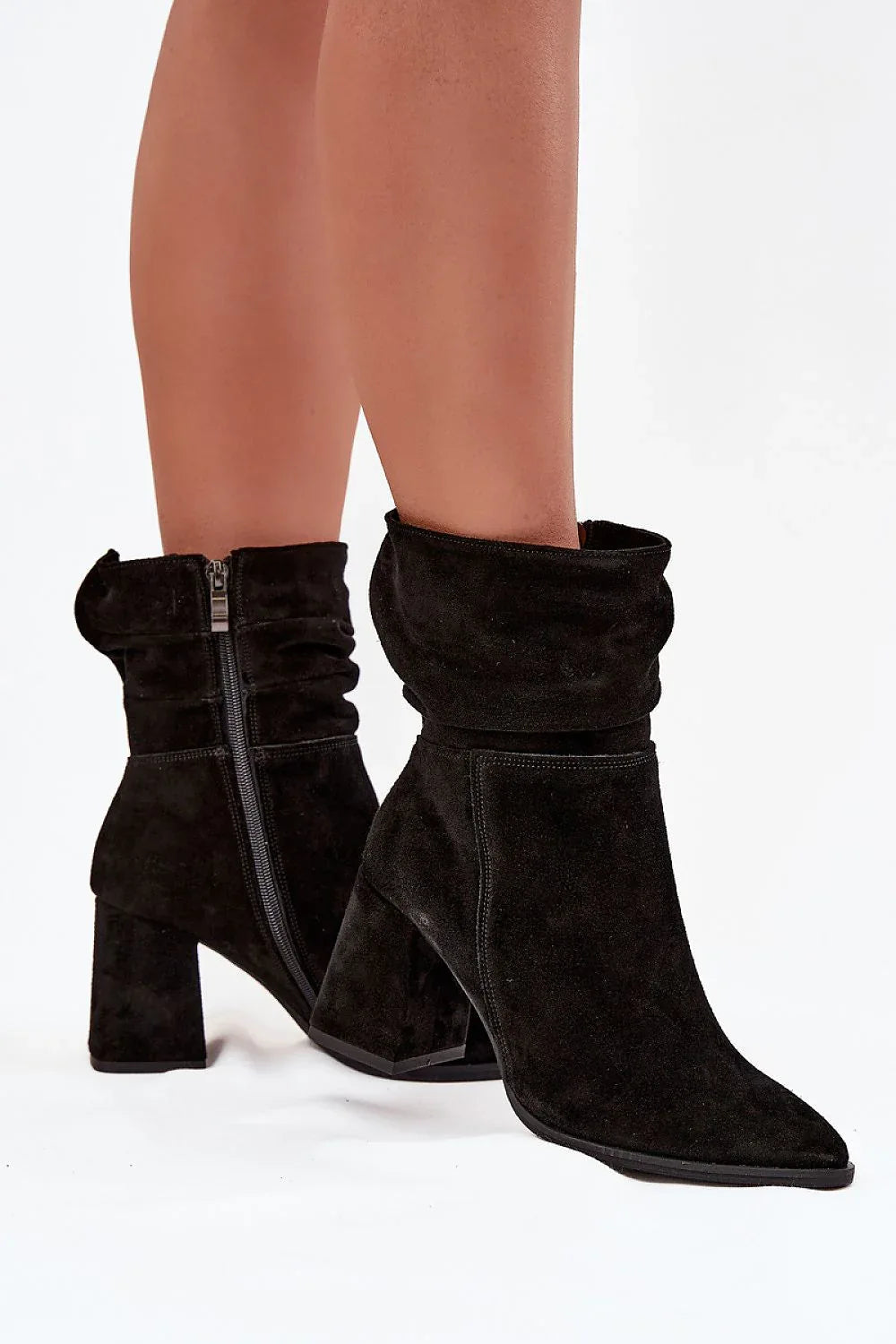 Heel boots Step in style