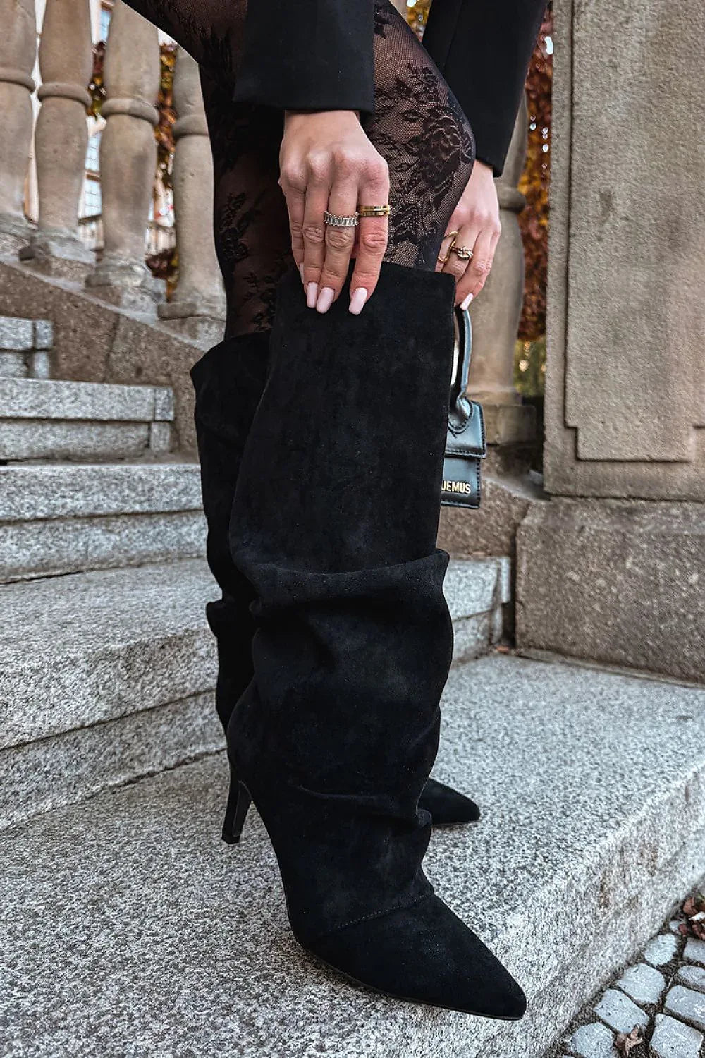 Heel boots Step in style