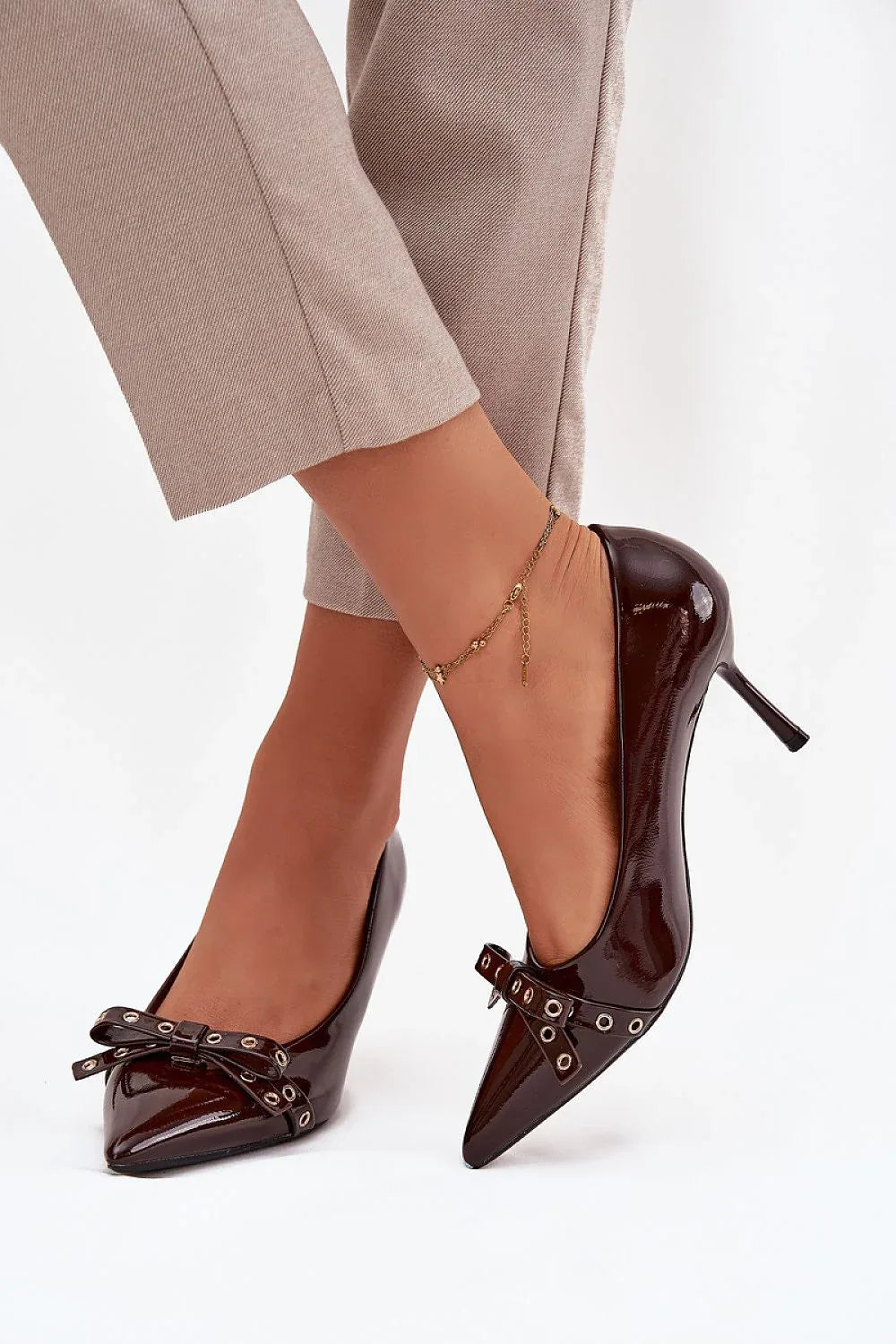 High heels Step in style