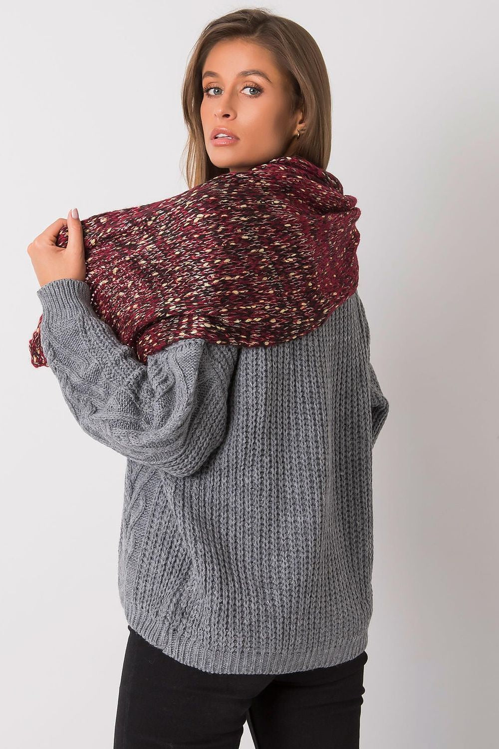 Shawl model 161163 AT