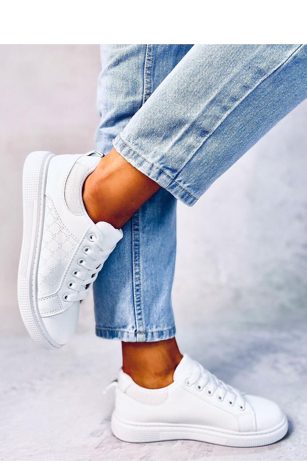 Sneakers model 179321 Inello