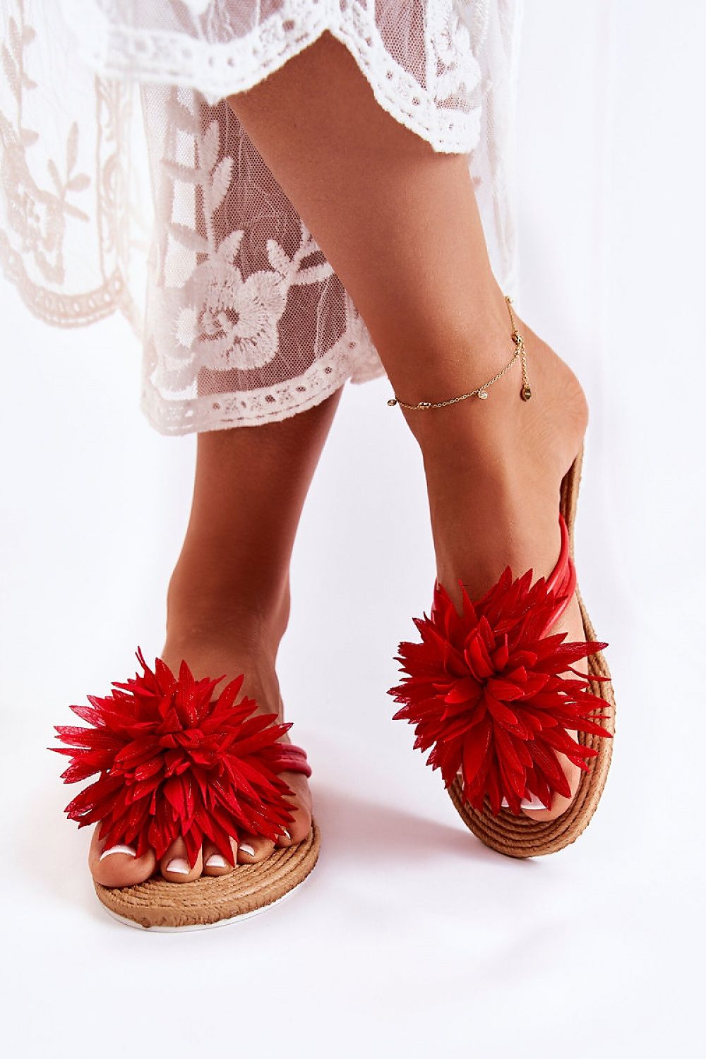 Japanese flip-flops model 180133 Step in style