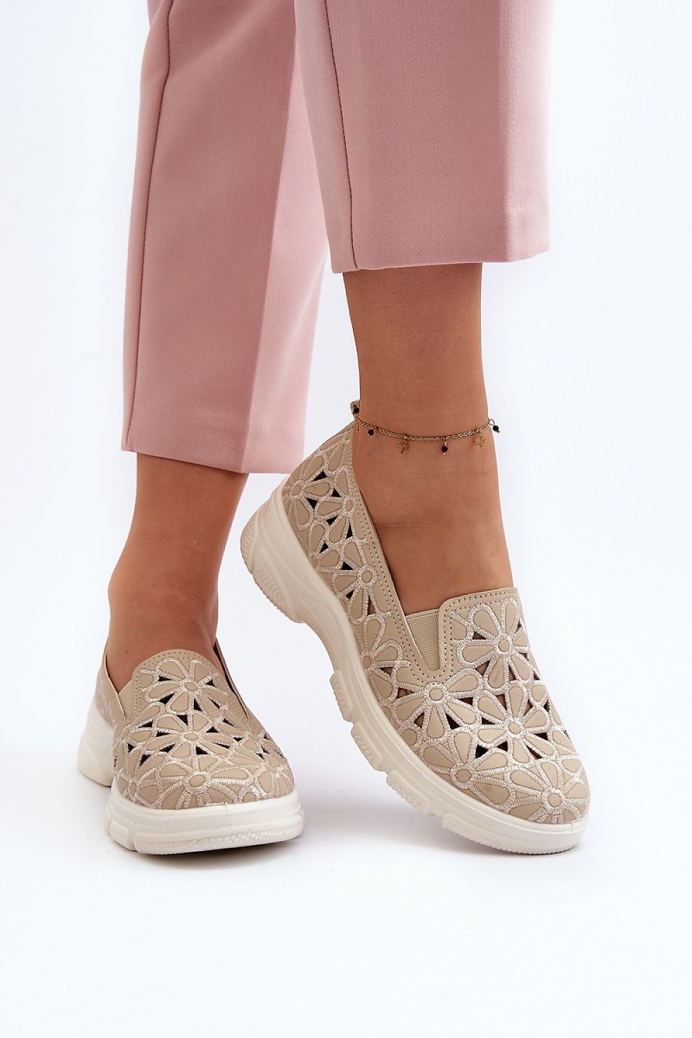  Half shoes model 193135 Step in style 