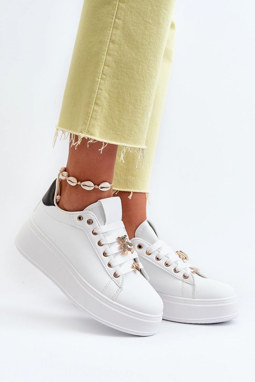  Sport Shoes model 196360 Step in style 