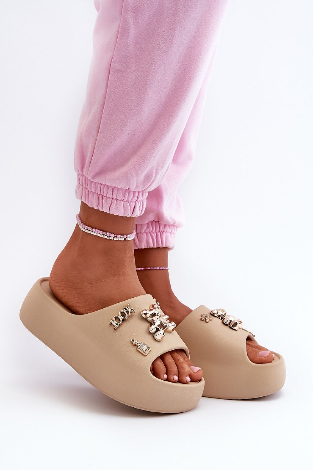  Flip-flops model 198600 Step in style 