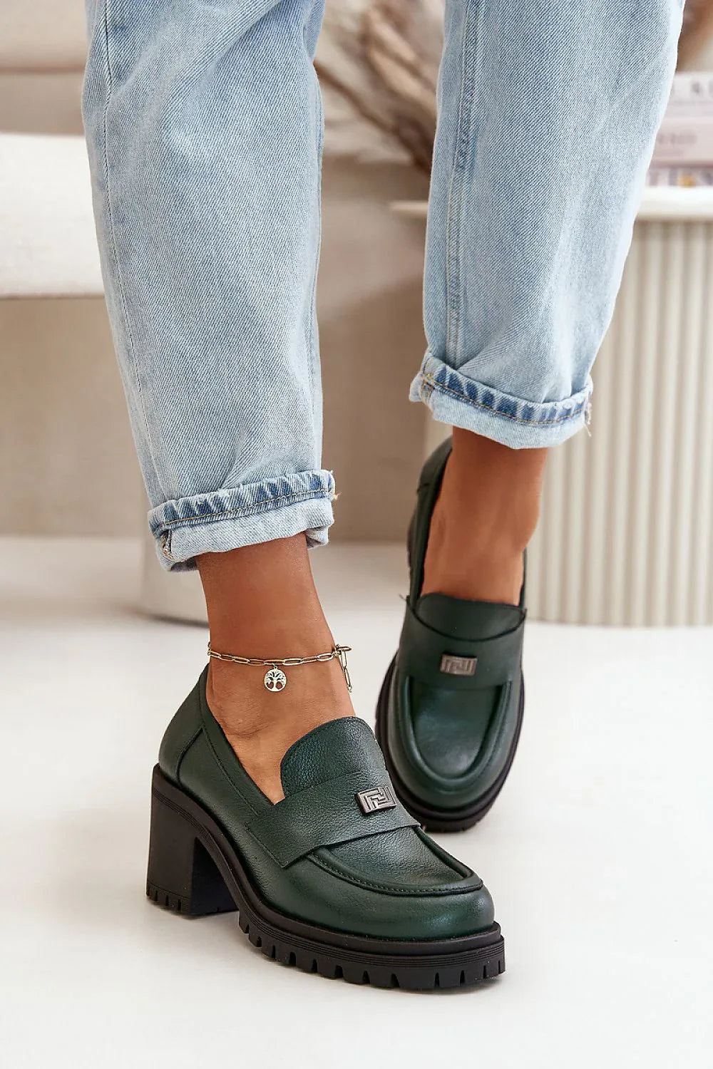 Heeled low shoes Step in style green