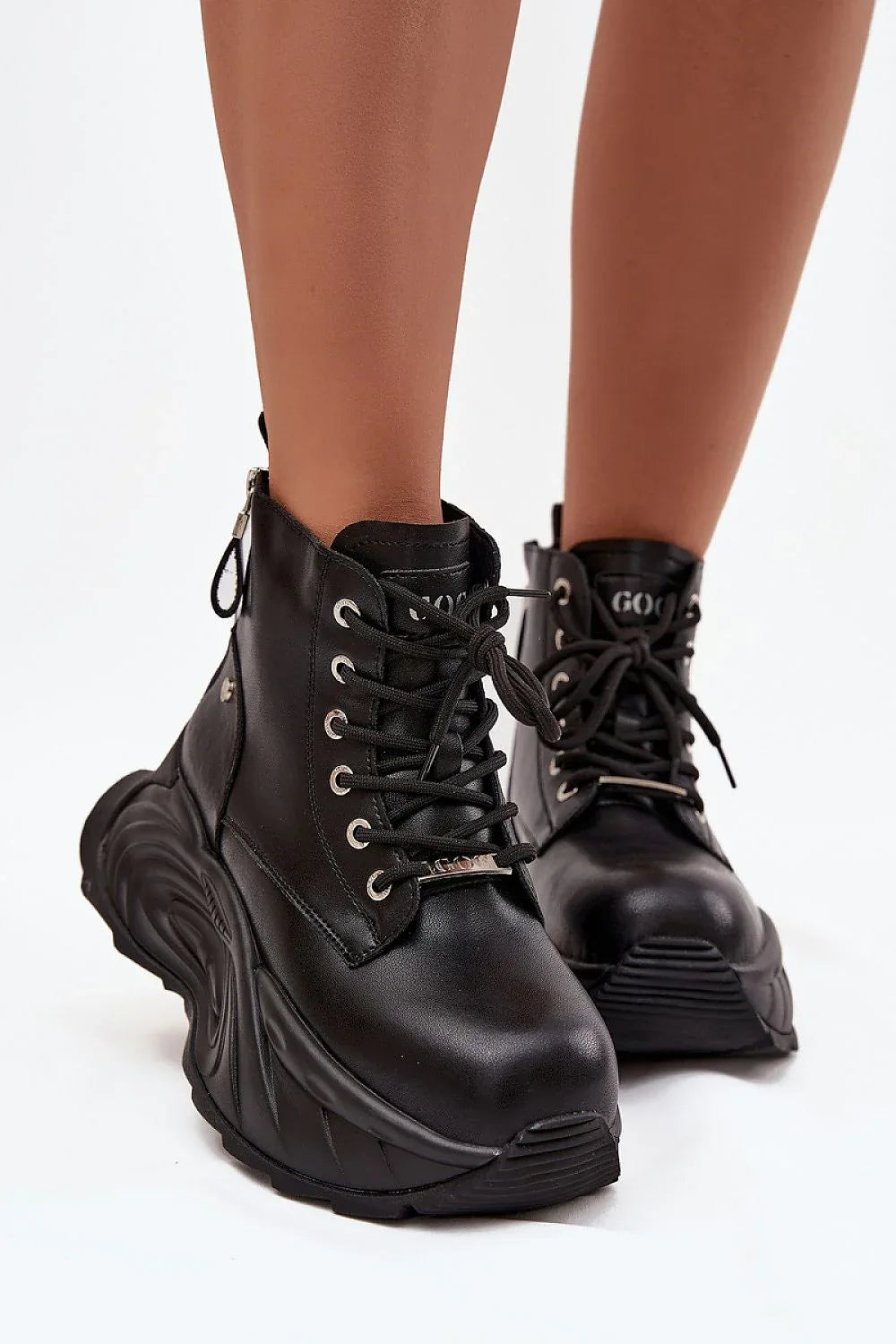 Boots Step in style black