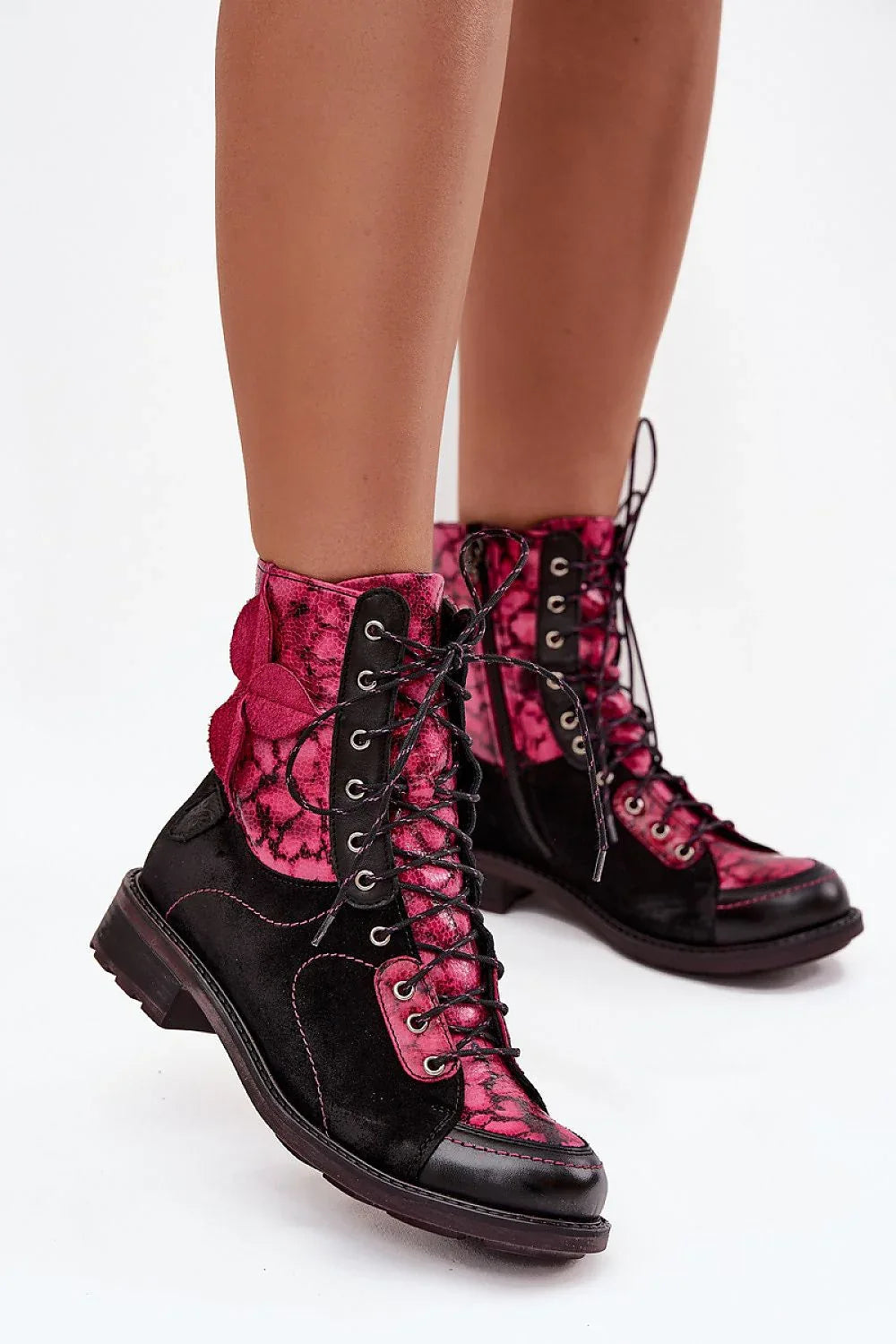 Boots Step in style black
