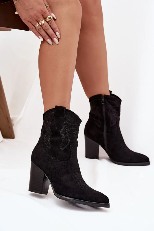 Heel boots Step in style black