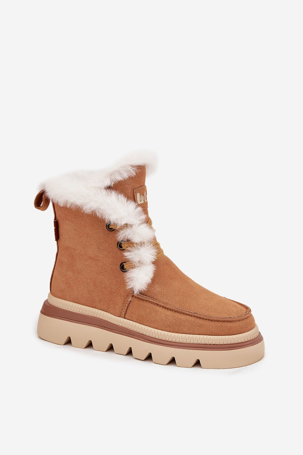 Snow boots Step in style