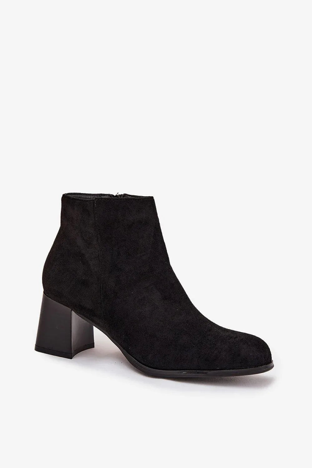 Heel boots Step in style