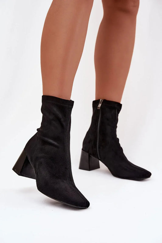 Heel boots Step in style black