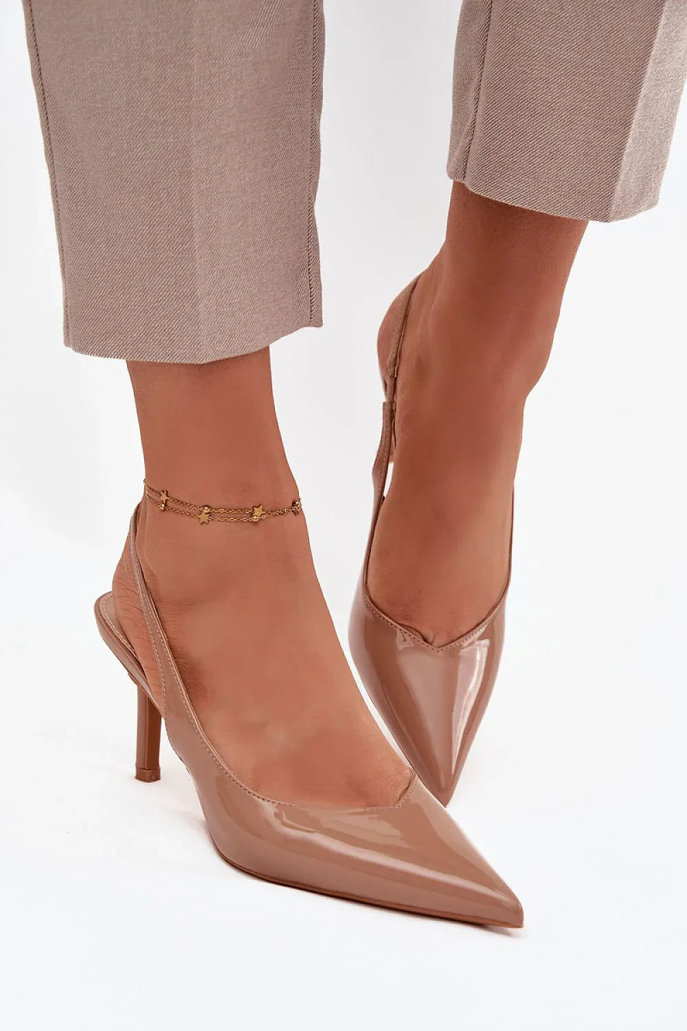 High heels Step in style