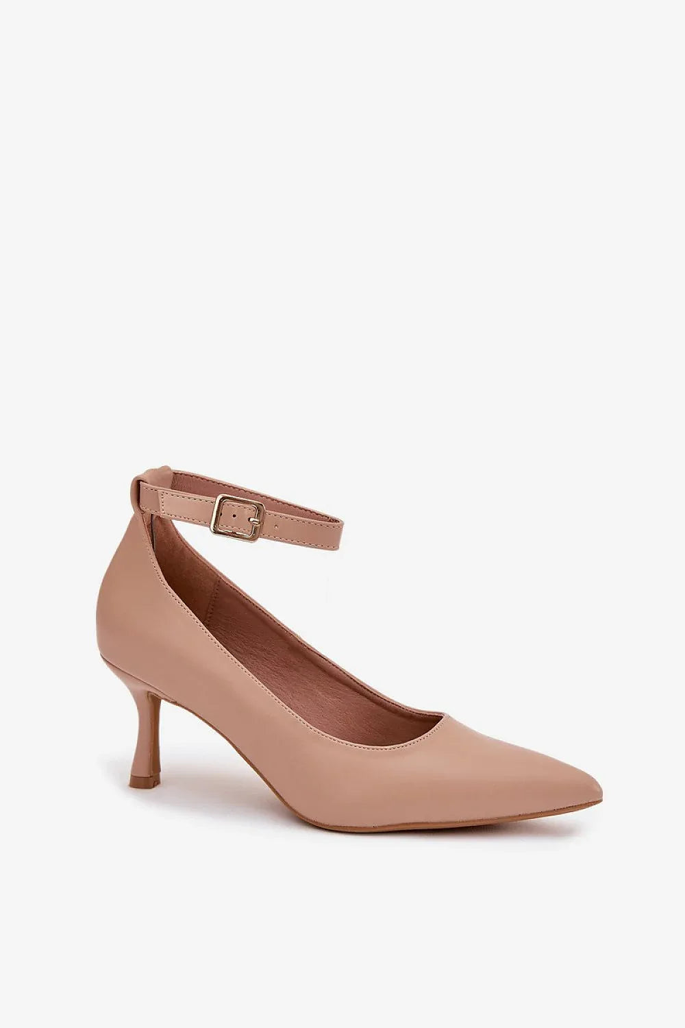 High heels Step in style