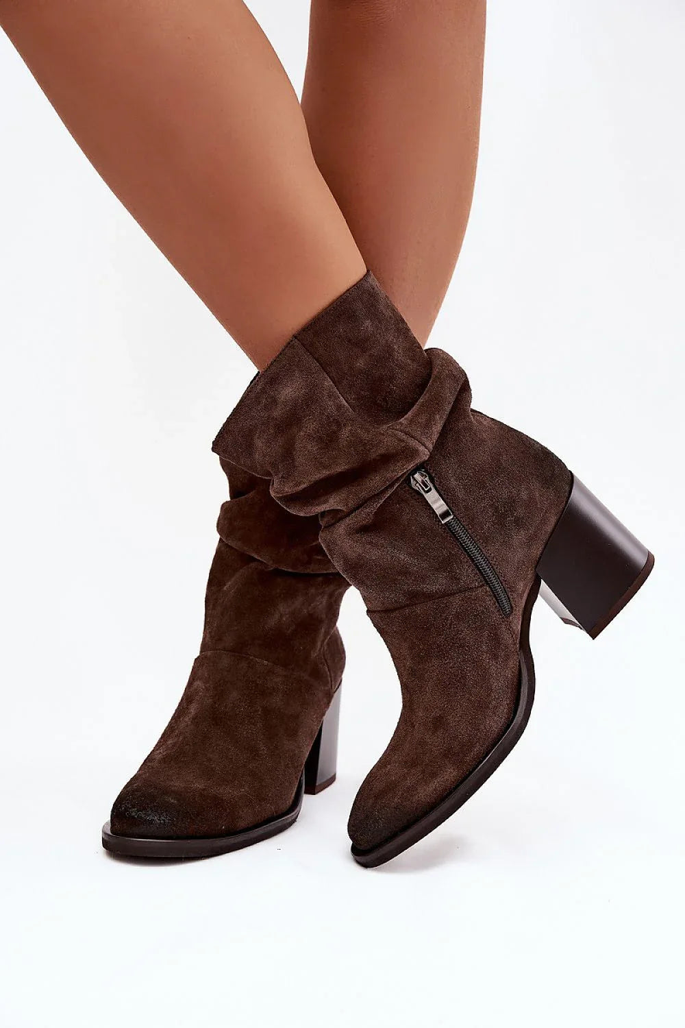 Heel boots Step in style