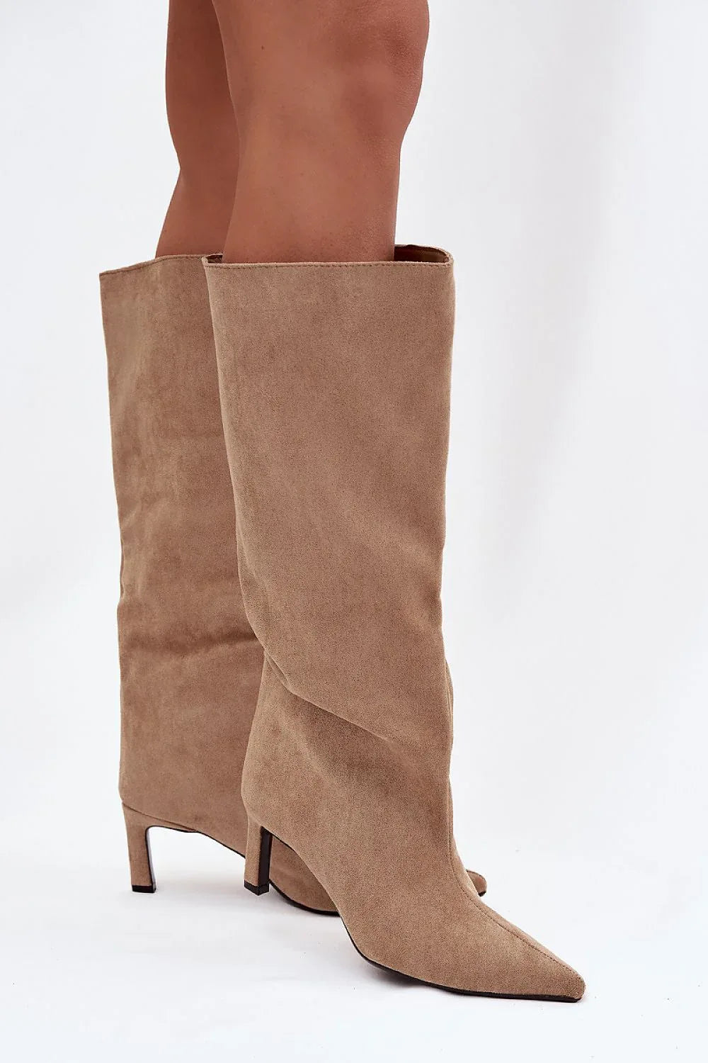 Heel boots Step in style